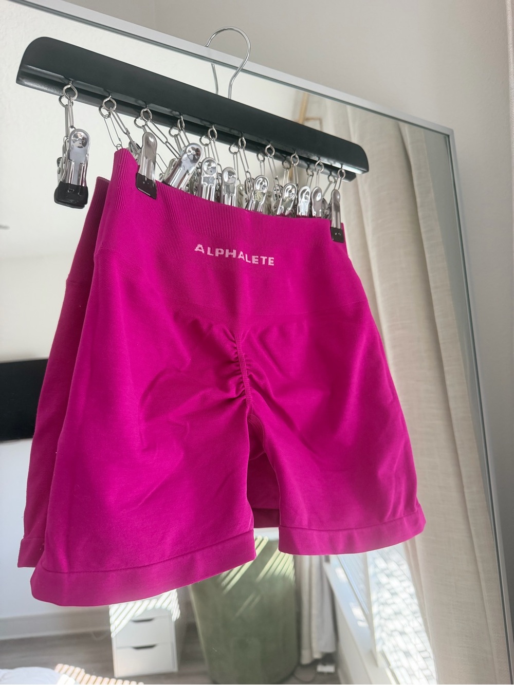 Alphalete High-Rise Scrunch Bike Shorts - Fuchsia Pink